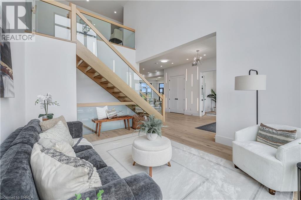 107 GRANDVILLE Circle