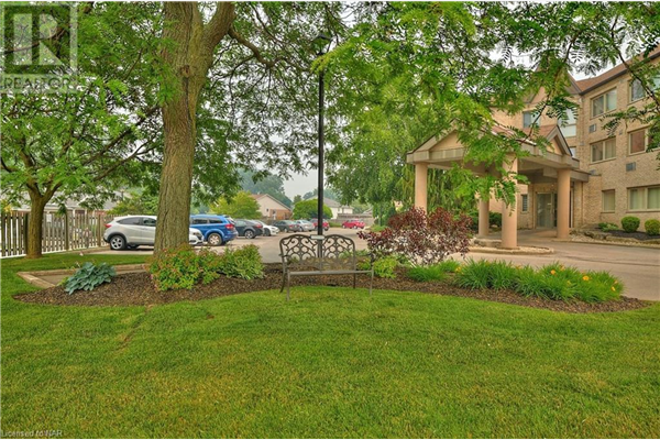 3364 MONTROSE Road Unit# 310, Niagara Falls