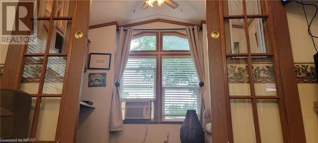 Listing 40447694 - Large Photo # 4