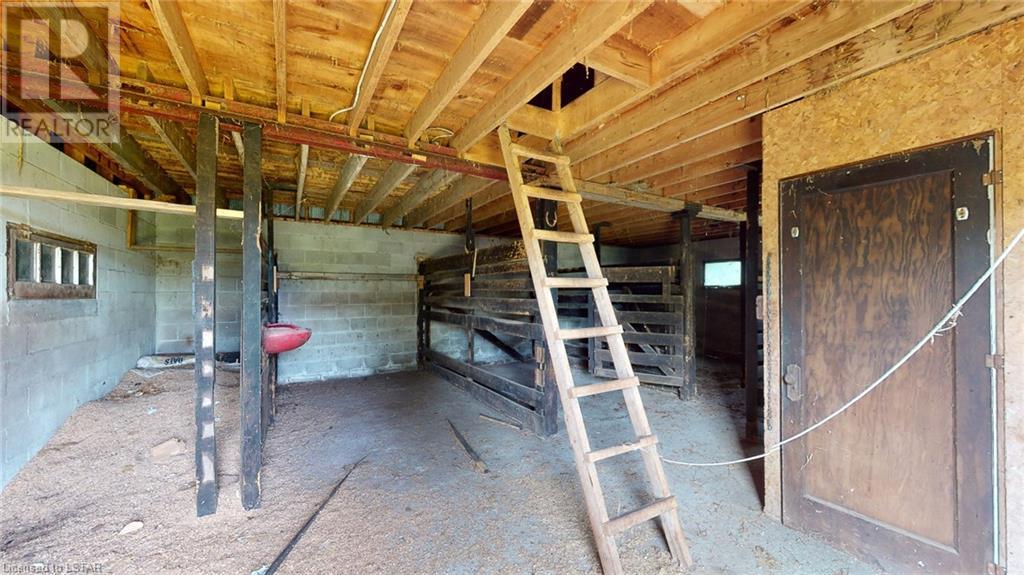 Listing 40448073 - Large Photo # 34