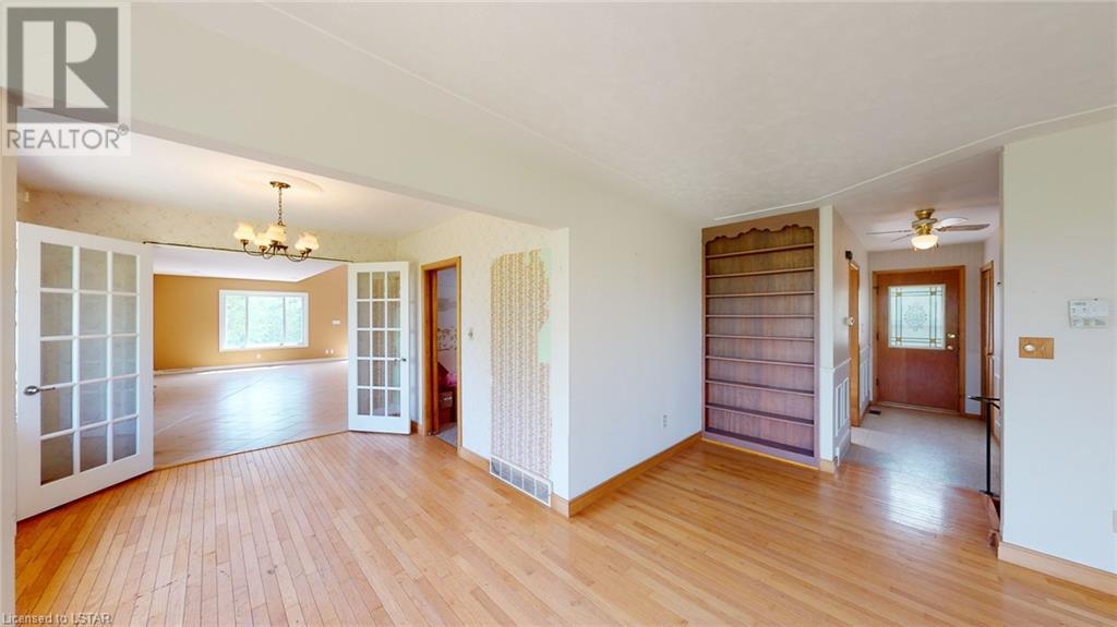 Listing 40448073 - Large Photo # 28