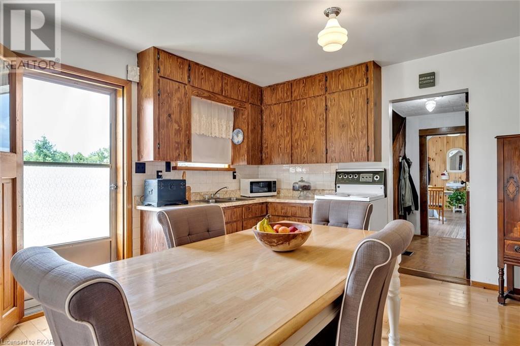 275 VANSICKLE Road