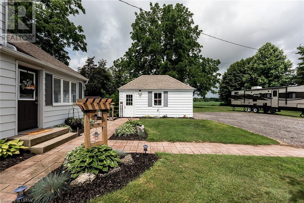 Listing 40448556 - Large Photo # 5