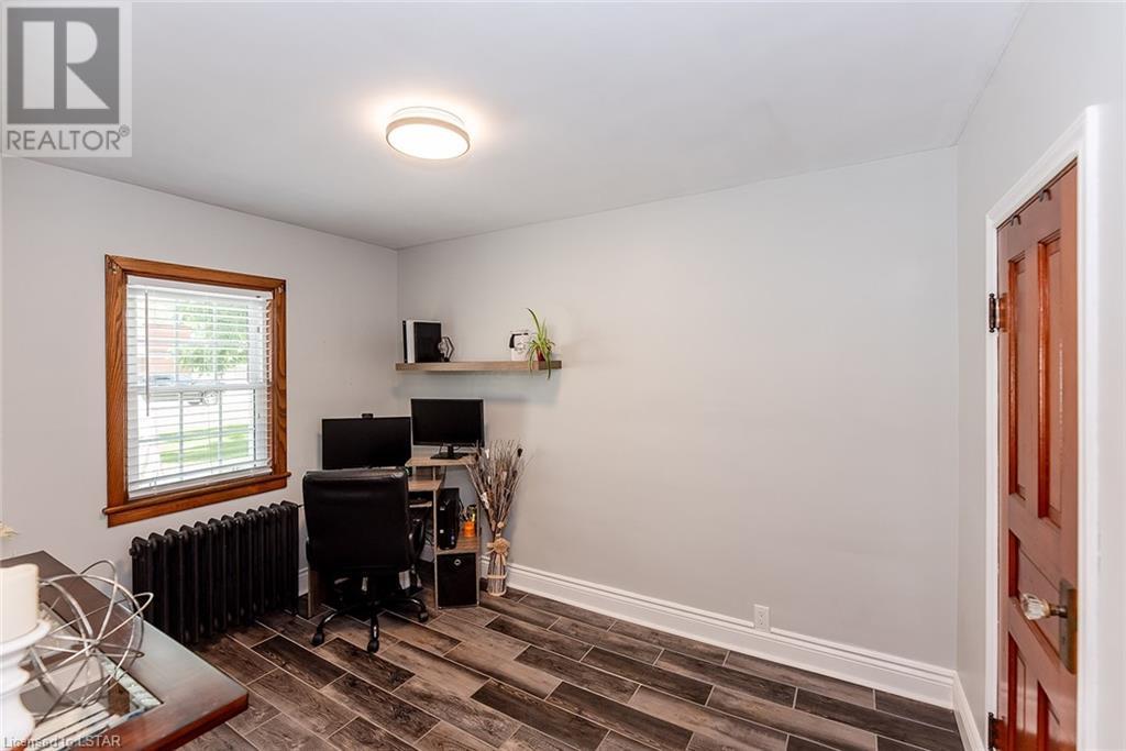 Listing 40448556 - Large Photo # 23