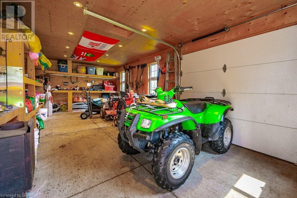 Listing 40448623 - Large Photo # 42