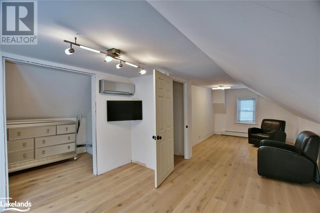 Listing 40448937 - Large Photo # 34