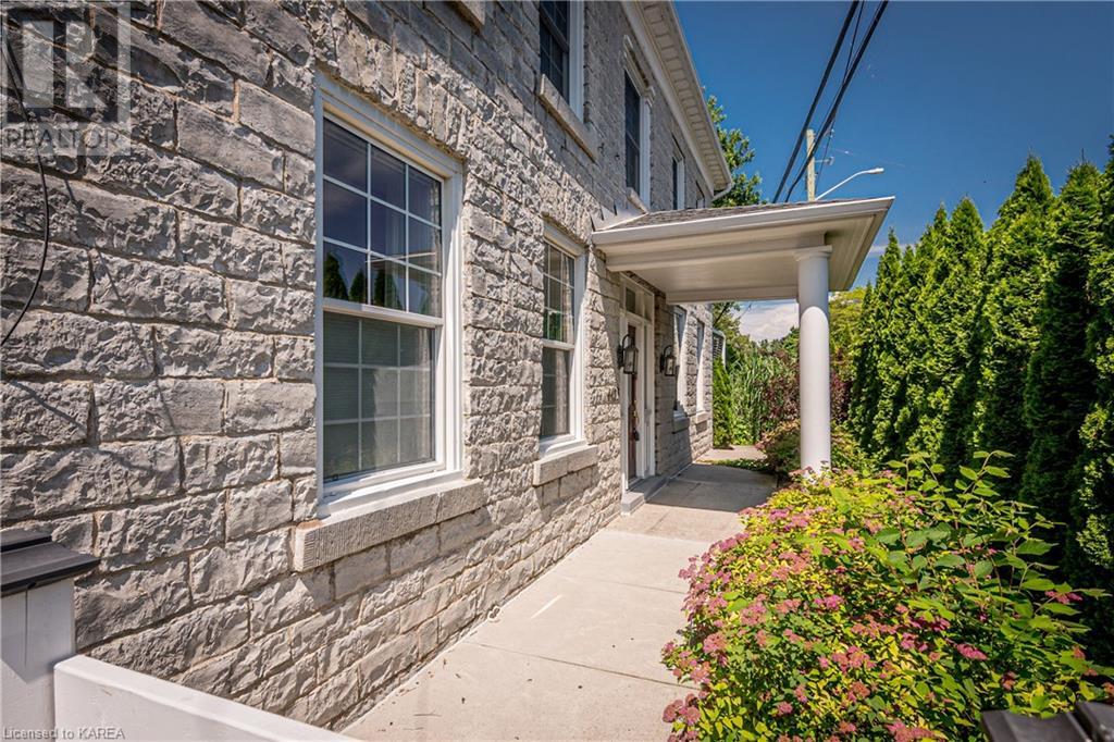 Listing 40449163 - Large Photo # 5