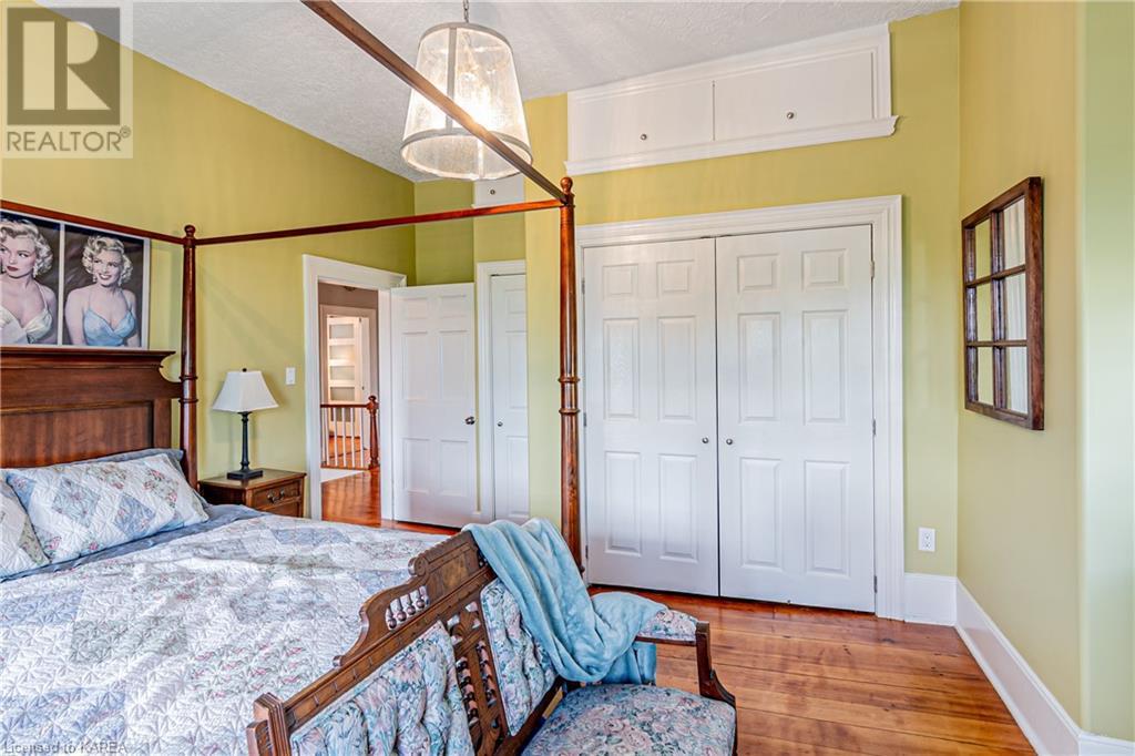 Listing 40449163 - Large Photo # 31