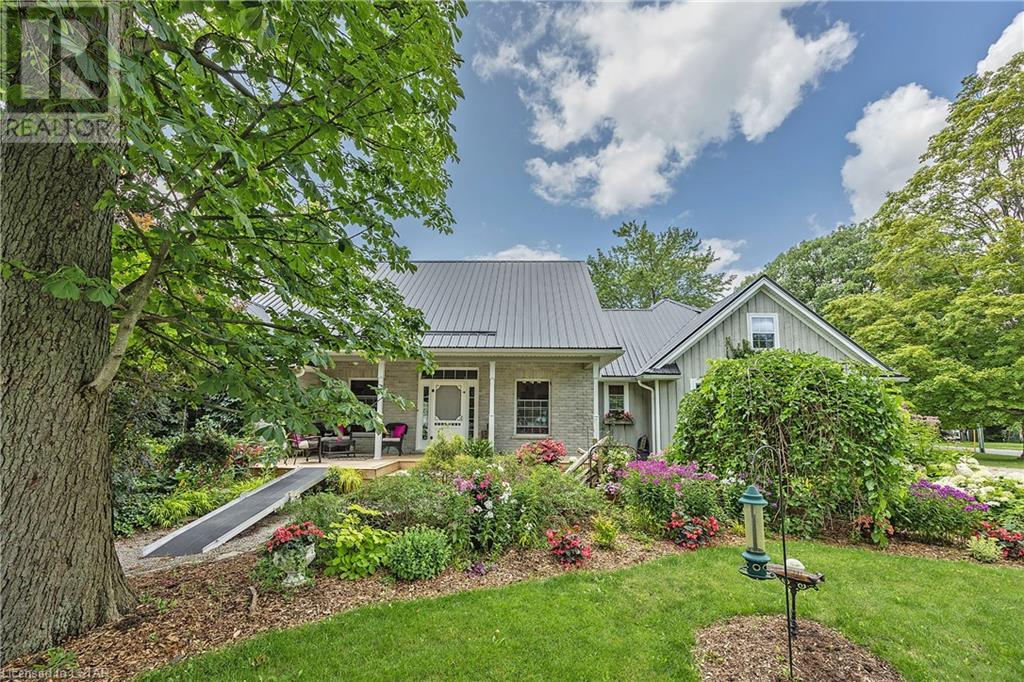 Listing 40449329 - Large Photo # 1
