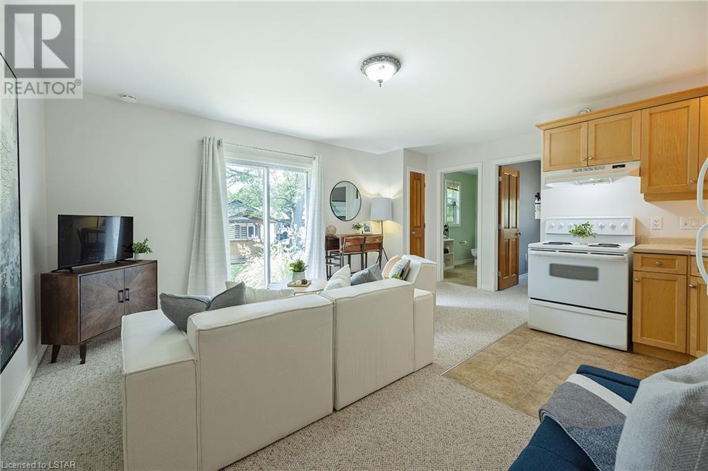 Listing 40449329 - Large Photo # 16