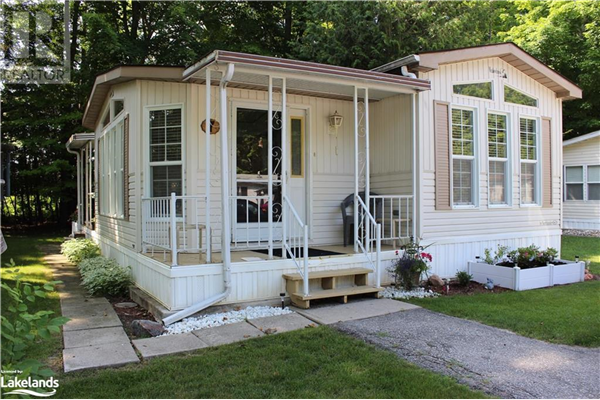 7 THE BOARDWALK, Wasaga Beach