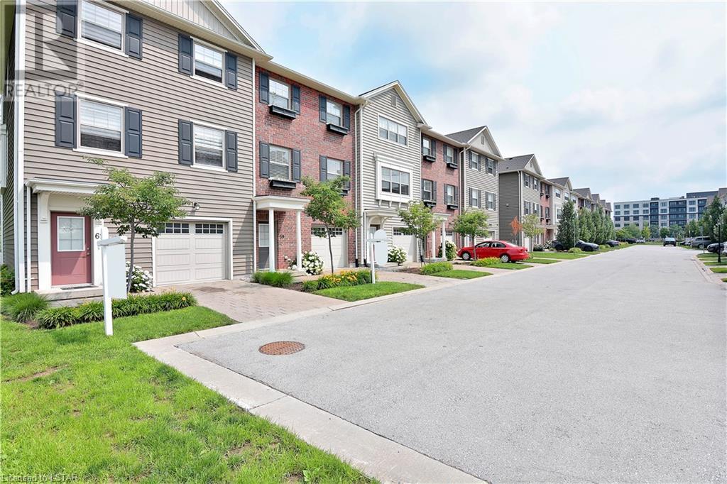 1040 CORONATION Drive Unit# 59