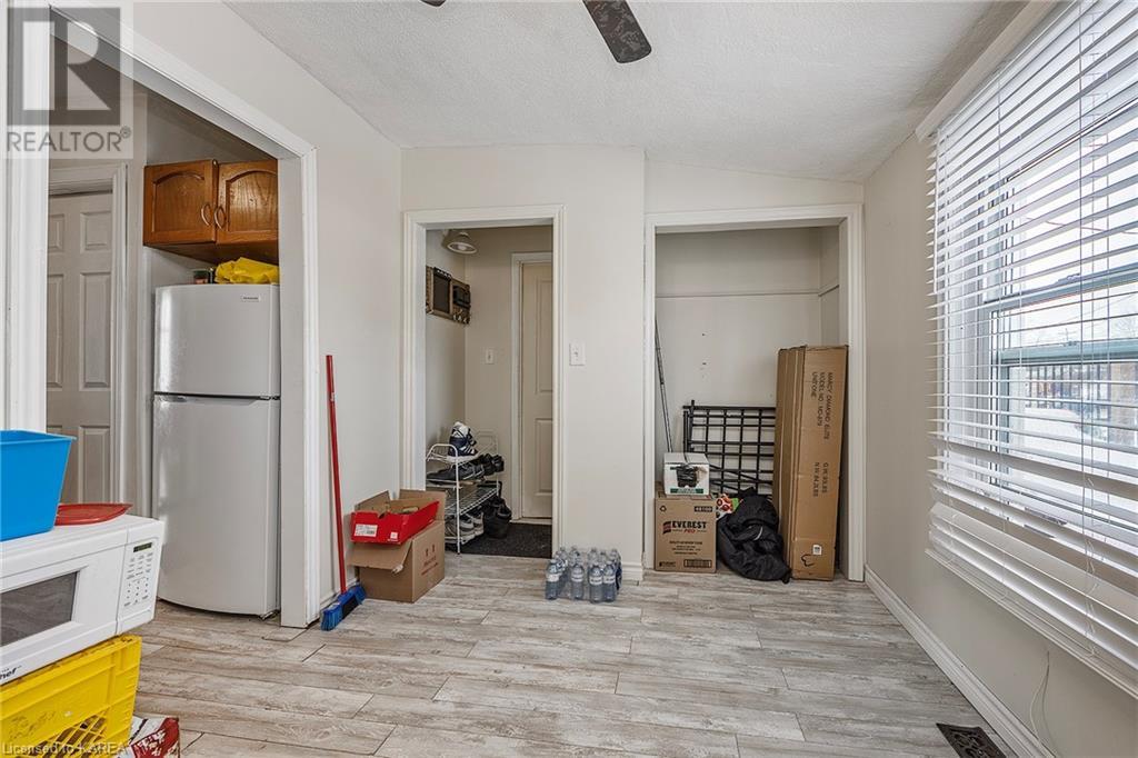 19/21 DUNDAS STREET Street SW