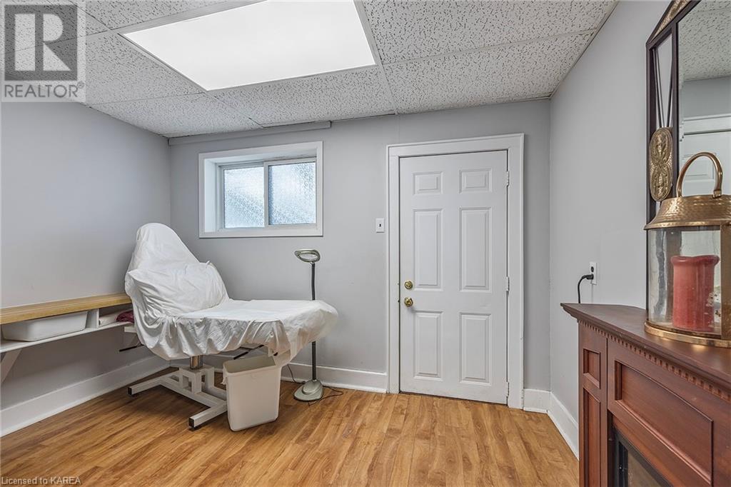 19/21 DUNDAS STREET Street SW