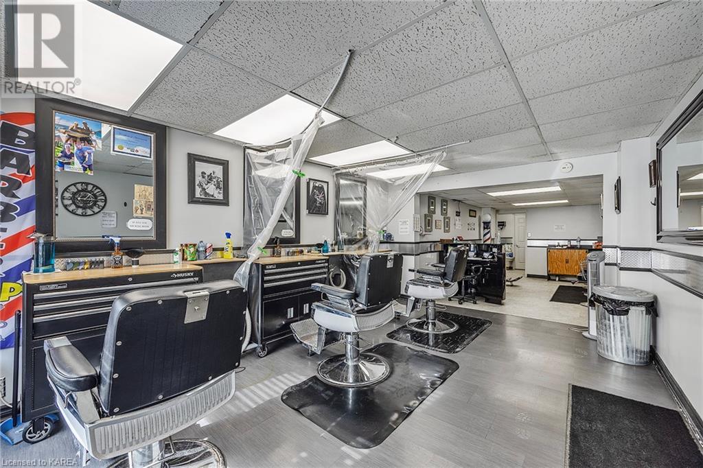 19/21 DUNDAS STREET Street SW