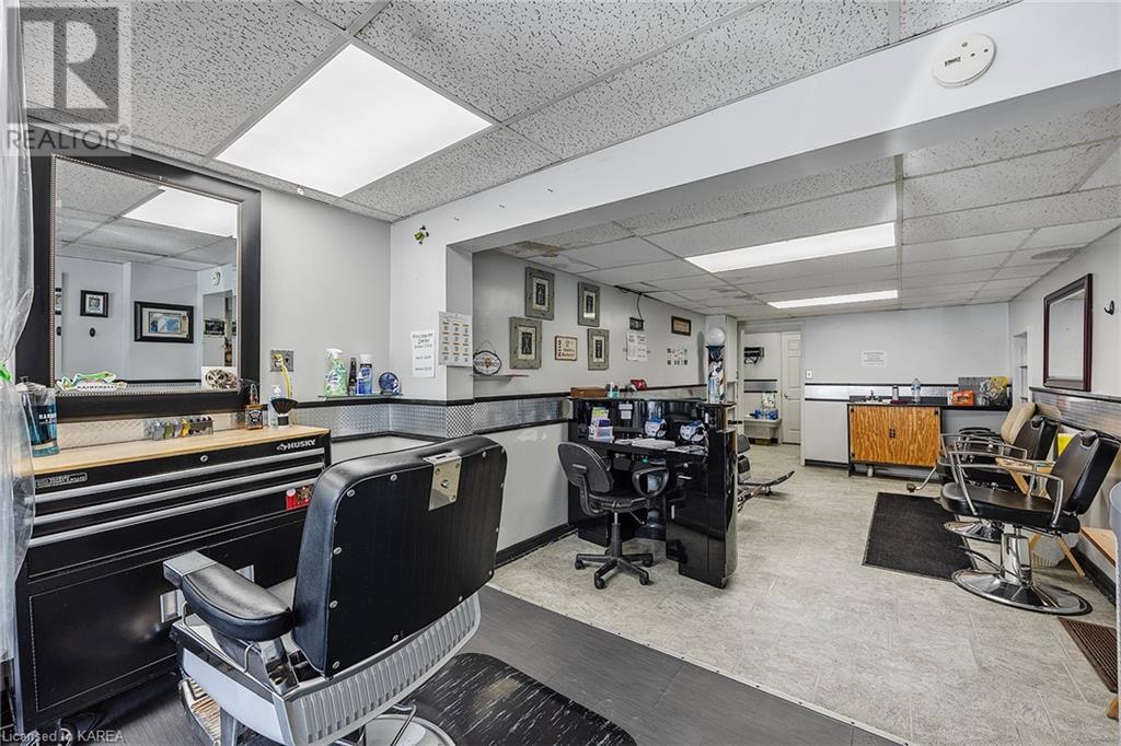 19/21 DUNDAS STREET Street SW