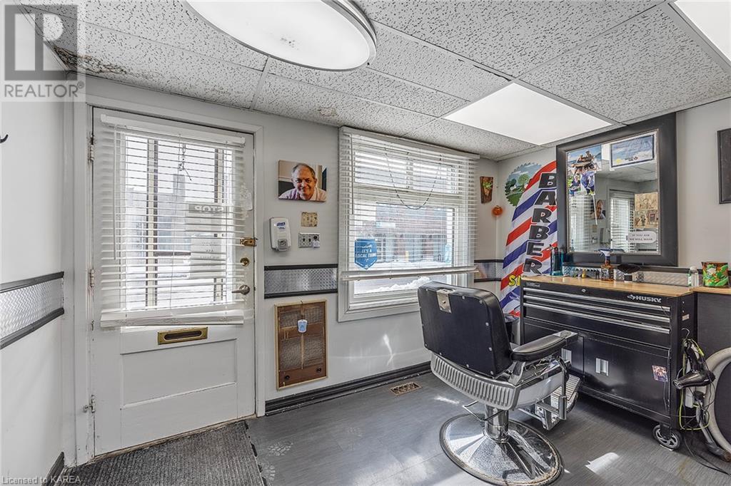 19/21 DUNDAS STREET Street SW