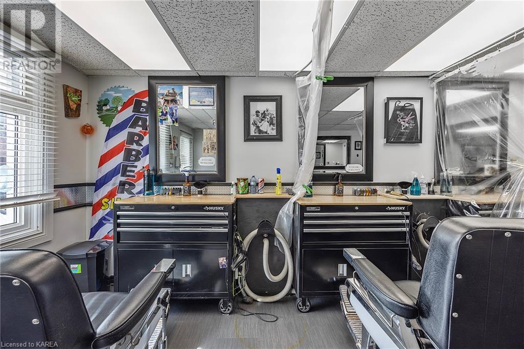 19/21 DUNDAS STREET Street SW