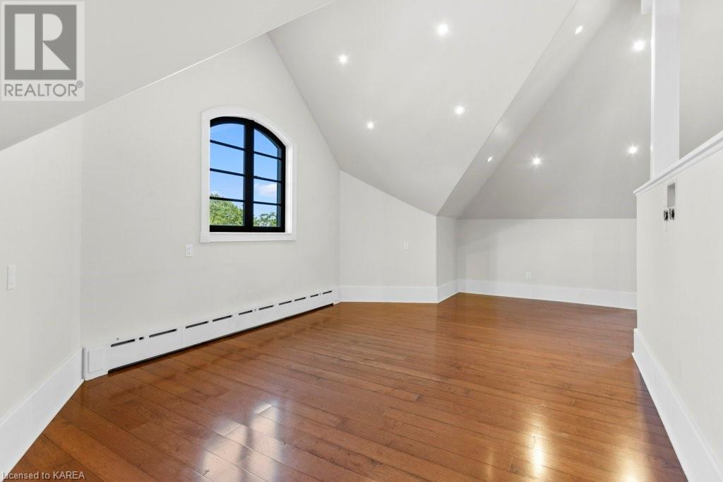 56 KENSINGTON Avenue
