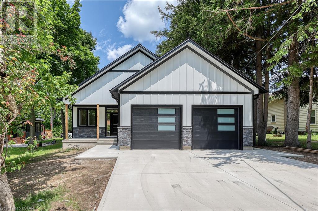 Listing 40455002 - Large Photo # 1