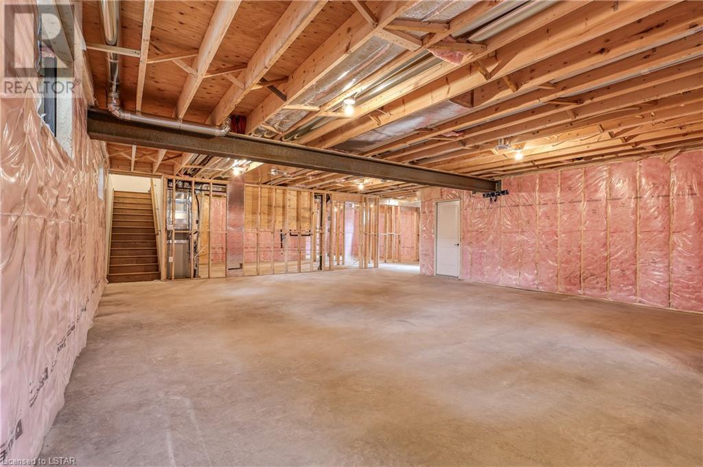 Listing 40455002 - Large Photo # 31