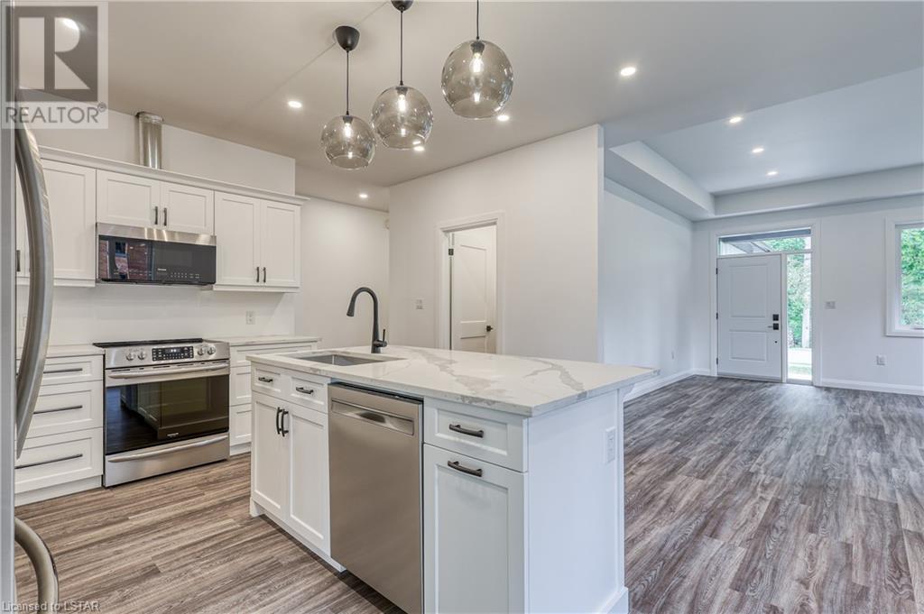 Listing 40455002 - Large Photo # 13