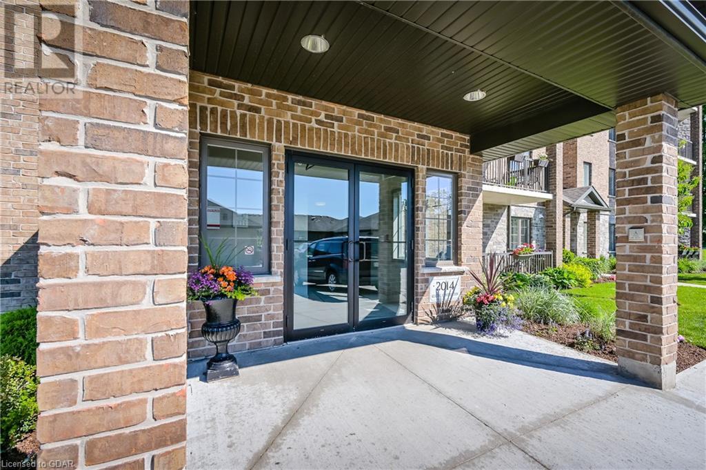 6492 GERRIE Road Unit# 208