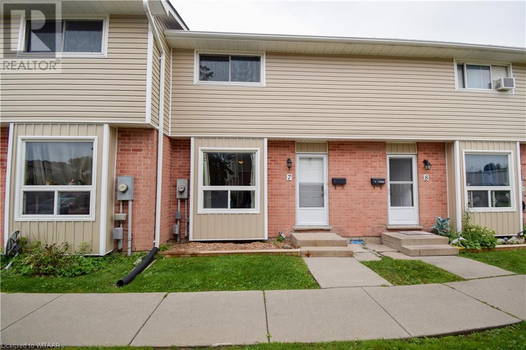 384 SPRINGBANK Avenue Unit# 7
