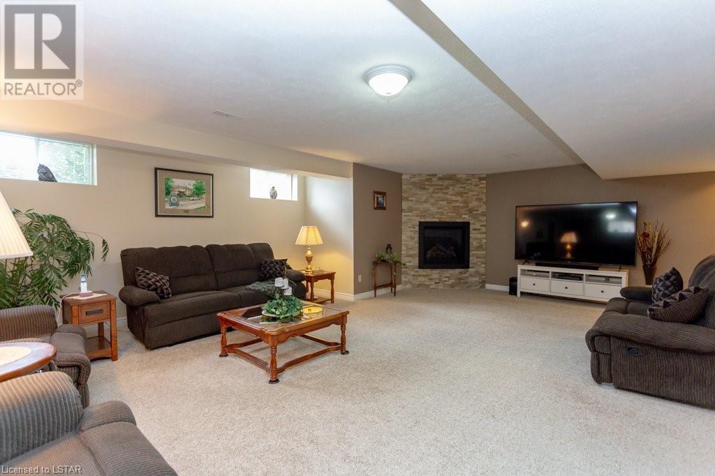 Listing 40456982 - Large Photo # 32