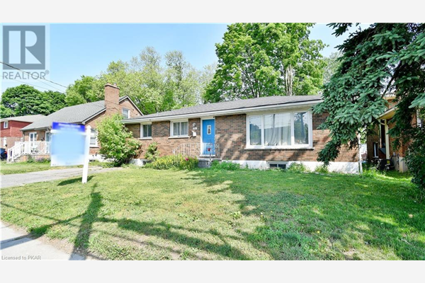 864 SHERBROOKE Street, Peterborough