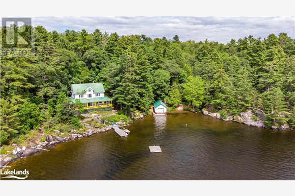 2 FARQUHAR Street, Rosseau
