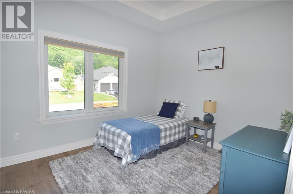 365 5TH AVENUE A W