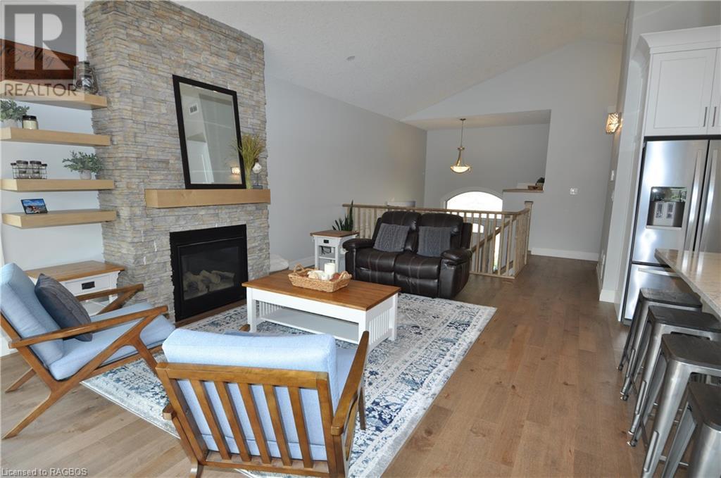 365 5TH AVENUE A W