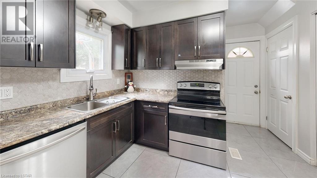 Listing 40459350 - Large Photo # 49
