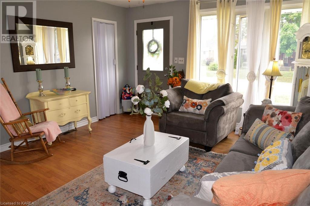 Listing 40460373 - Large Photo # 6