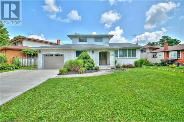 6797 CORWIN Crescent, Niagara Falls