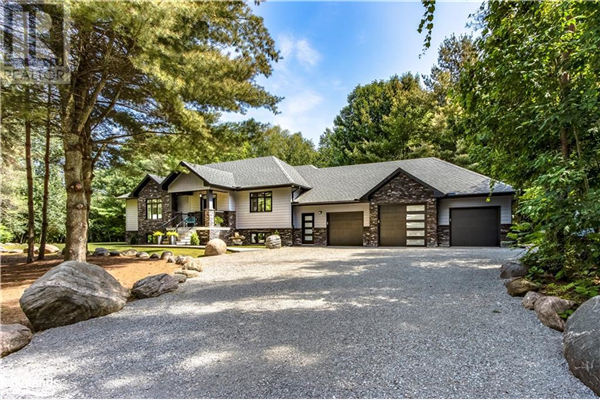 98 WINDERMERE Circle, Midland