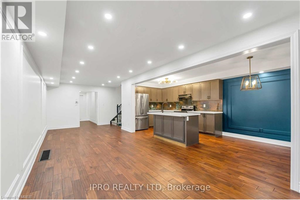 570 LINDEN Drive Unit# 25, Cambridge