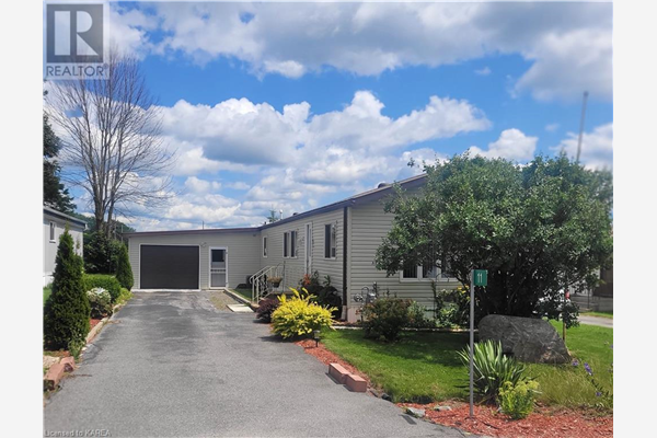 11 MAPLE STREET, Napanee