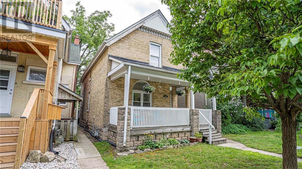 505 OXFORD Street E