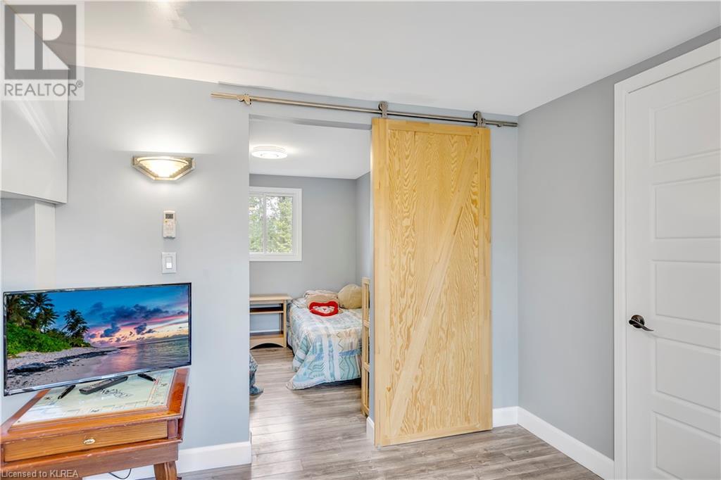 Listing 40462559 - Large Photo # 21