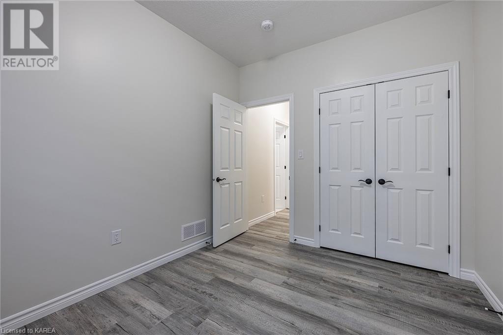 Listing 40462568 - Large Photo # 23