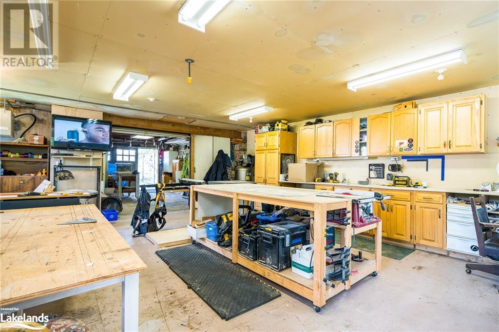 203 KIRKWOOD Drive