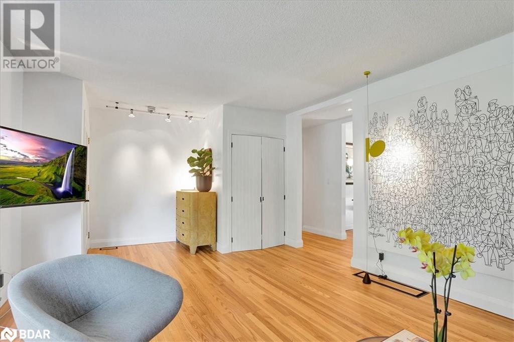 32 NAPIER Street E, Thornbury