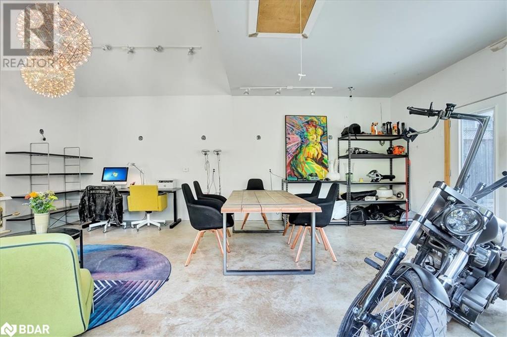 32 NAPIER Street E, Thornbury