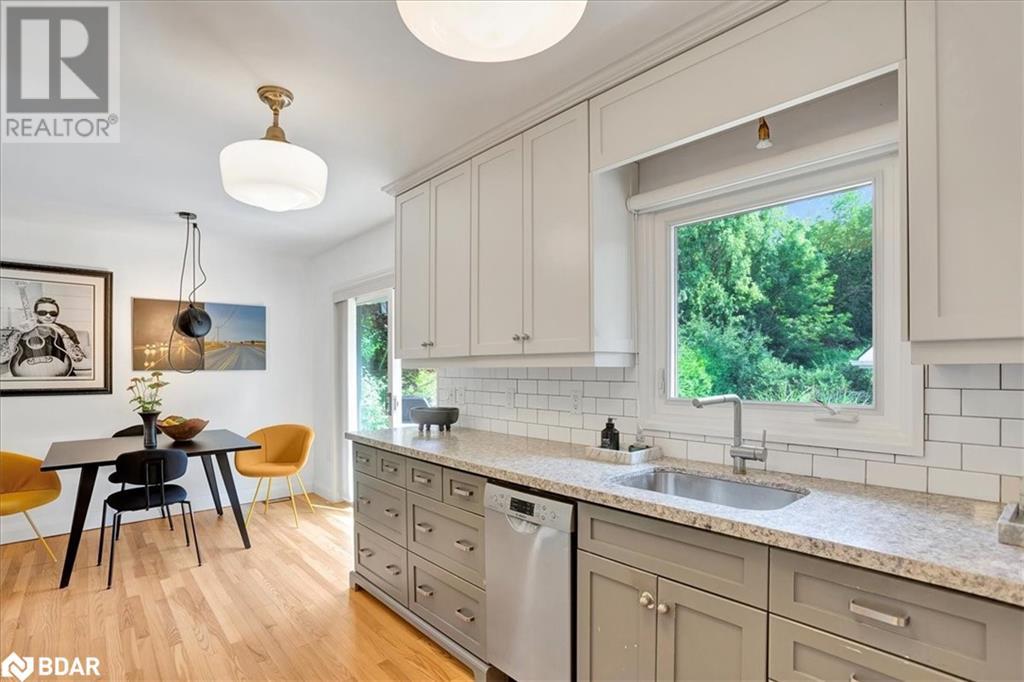 32 NAPIER Street E, Thornbury