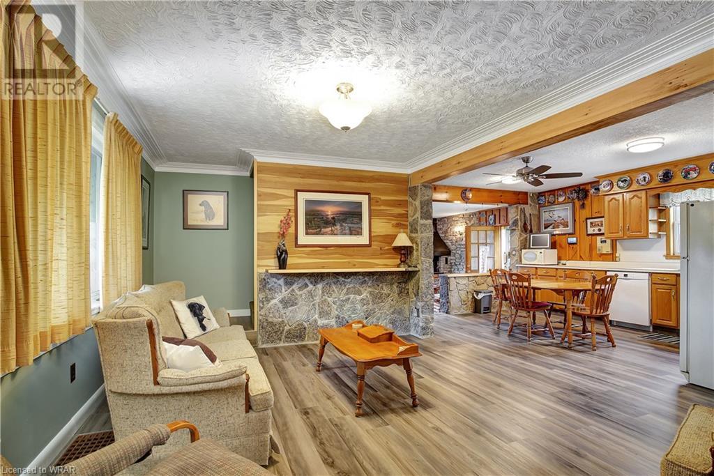 Listing 40463111 - Large Photo # 3