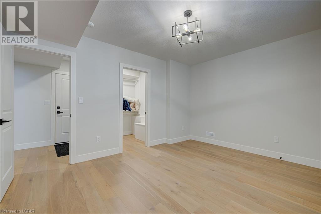 Listing 40463214 - Large Photo # 28