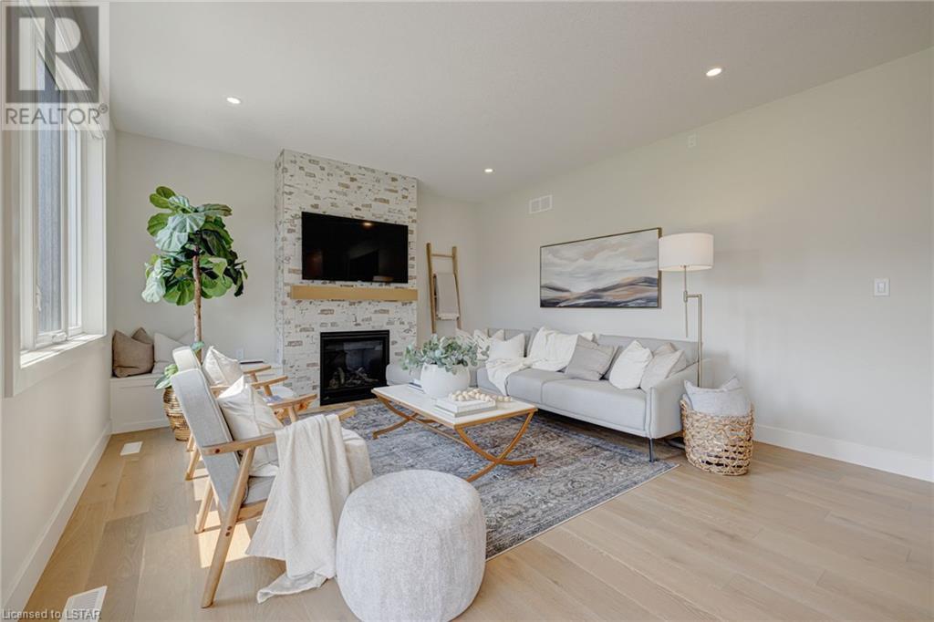 Listing 40463214 - Large Photo # 7