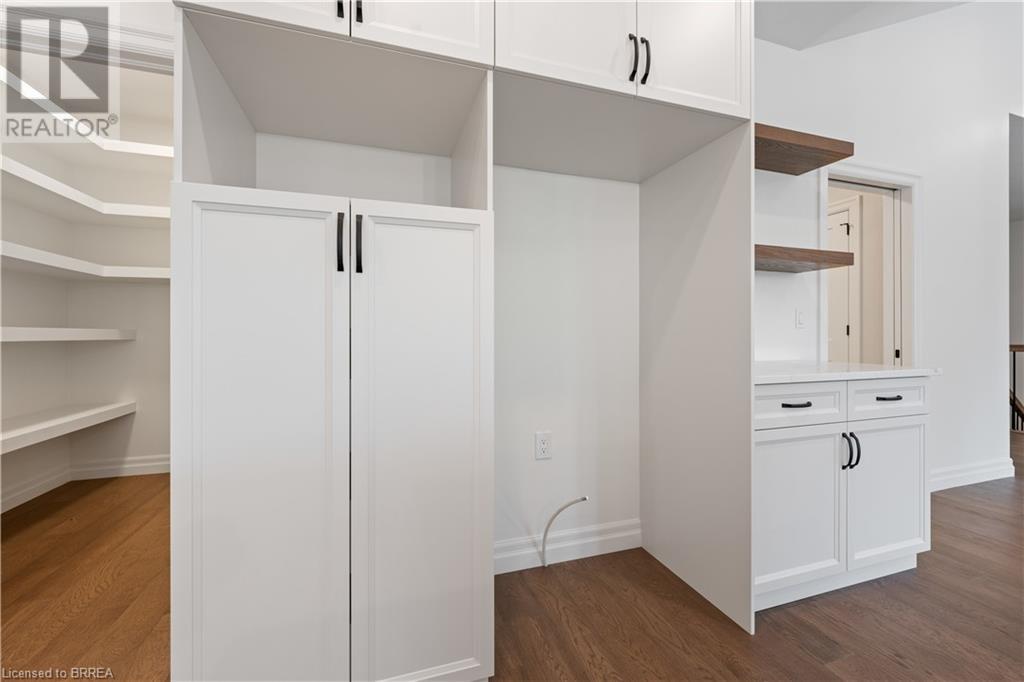 68 CEDAR Street Unit# 5